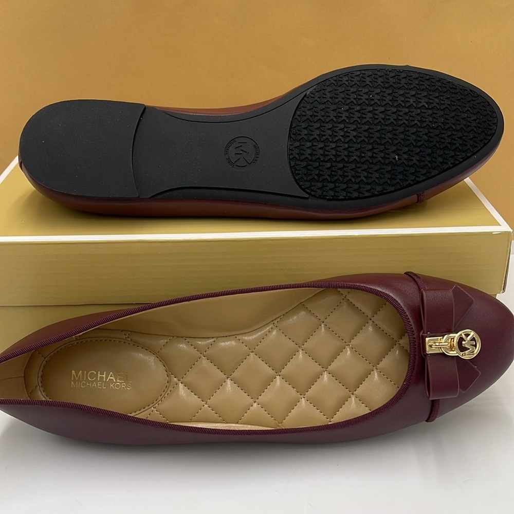 MICHAEL KORS HONEY BALLET FAUX LEATHER
49H3HNFP1L
OXBLOOD - Picture 3 of 16